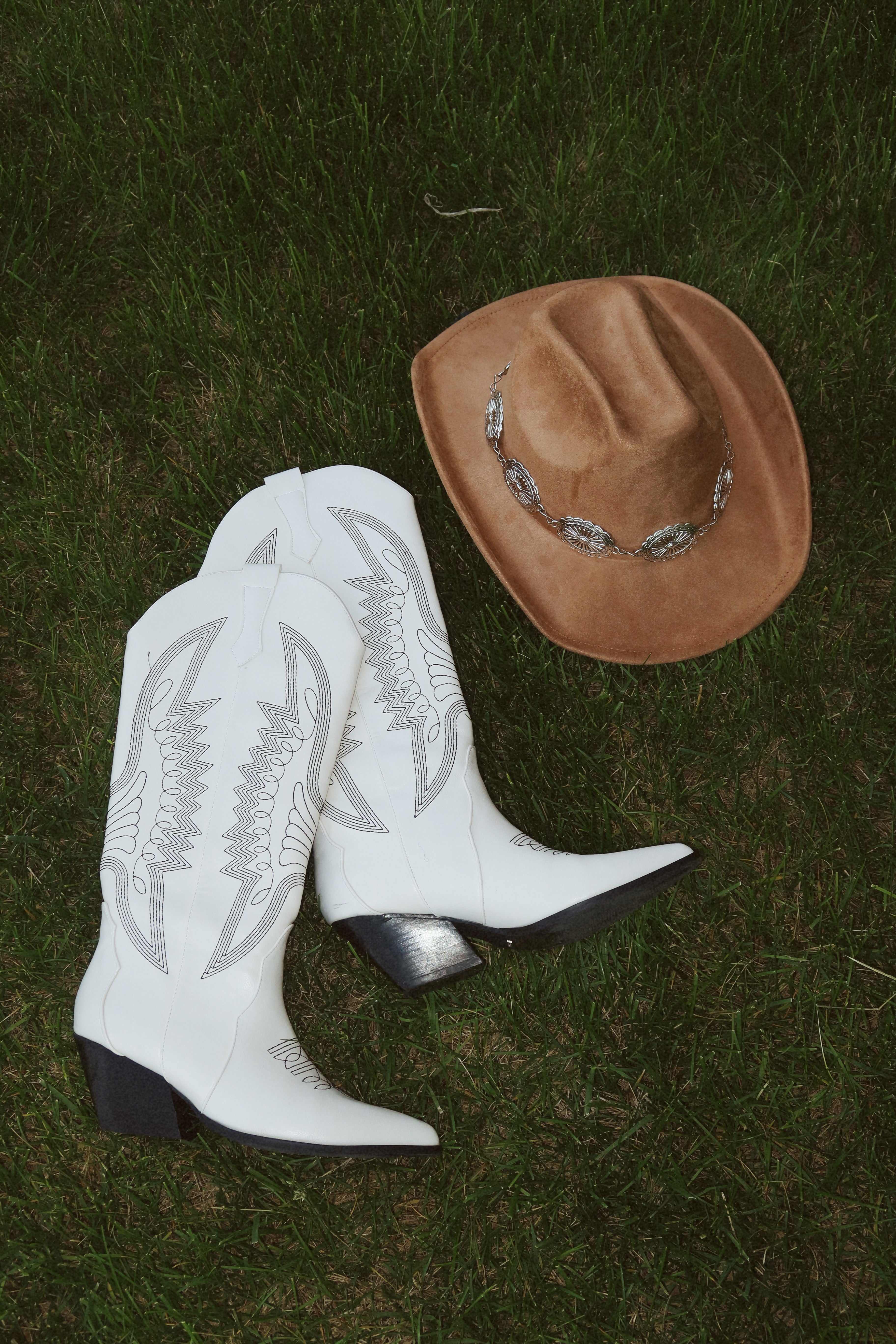 BILLINI : Zayda Ivory Cowgirl Boot
