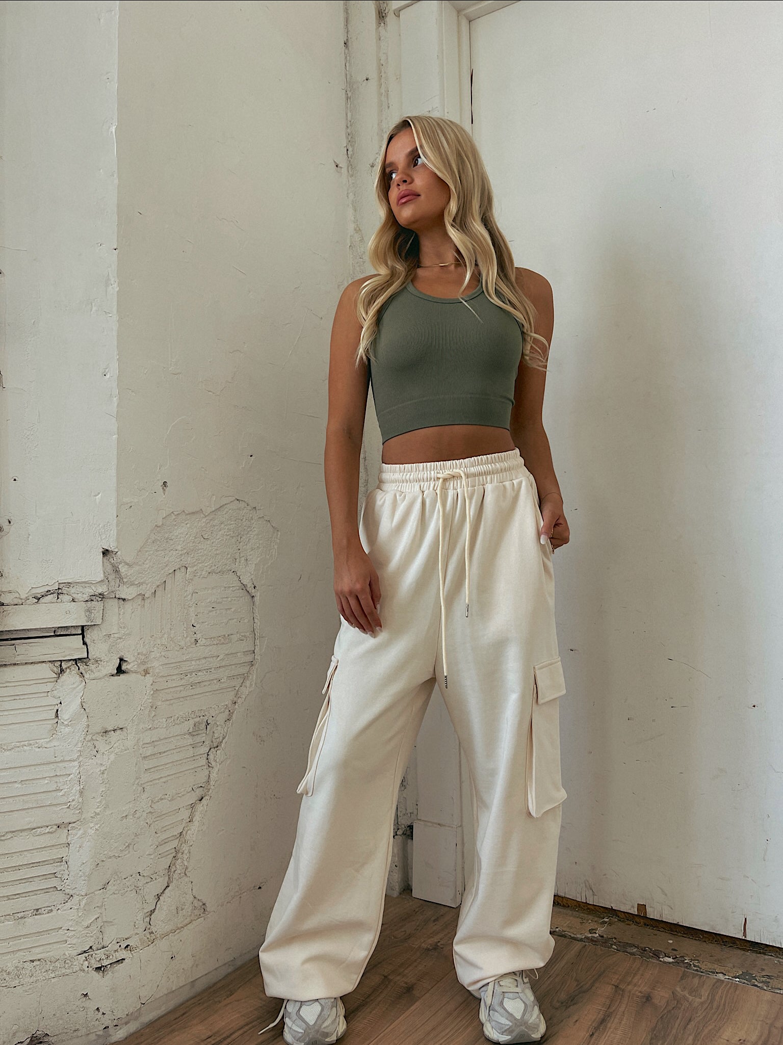 Olive Seamless Crop Tank