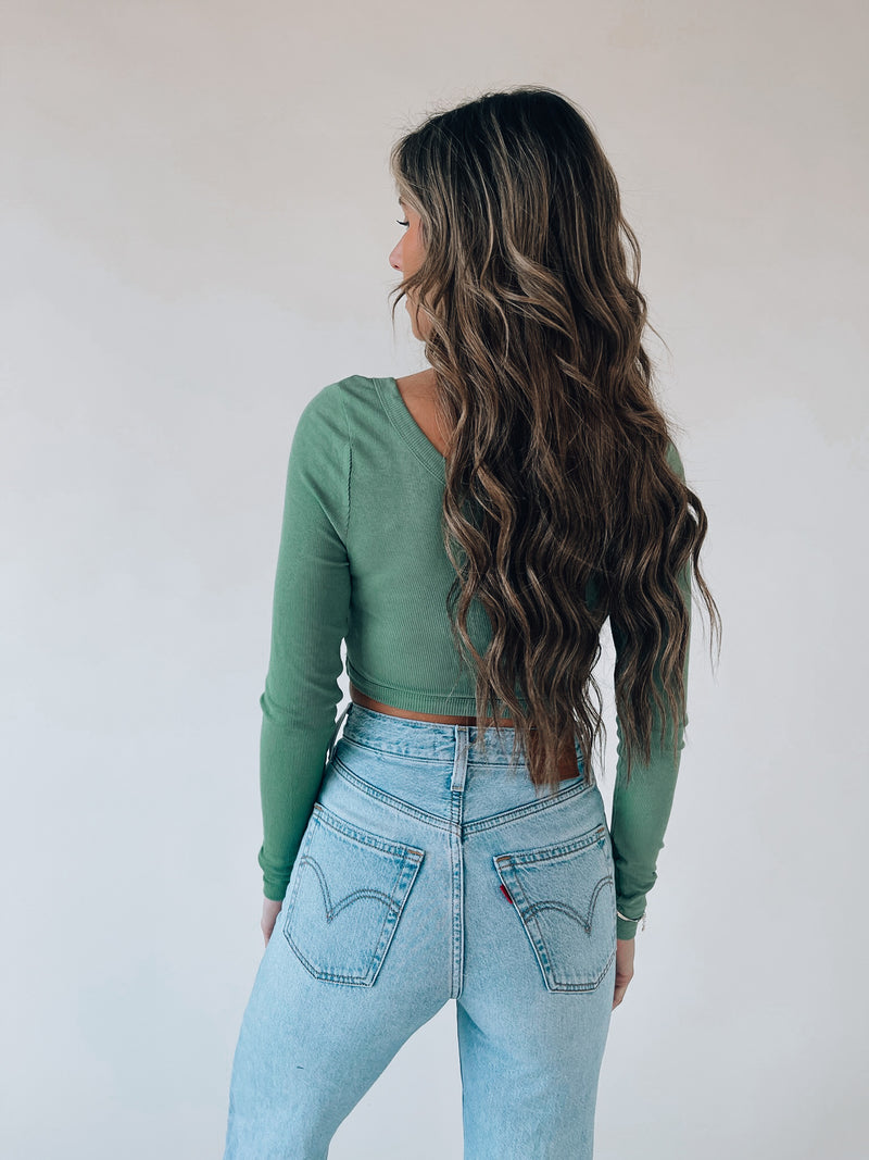 Cropped V-Neck Long Sleeve In Green