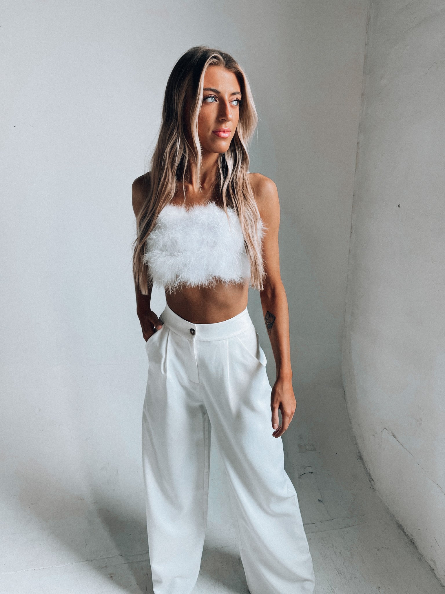 SALE :Feather Crop Top In Crisp White