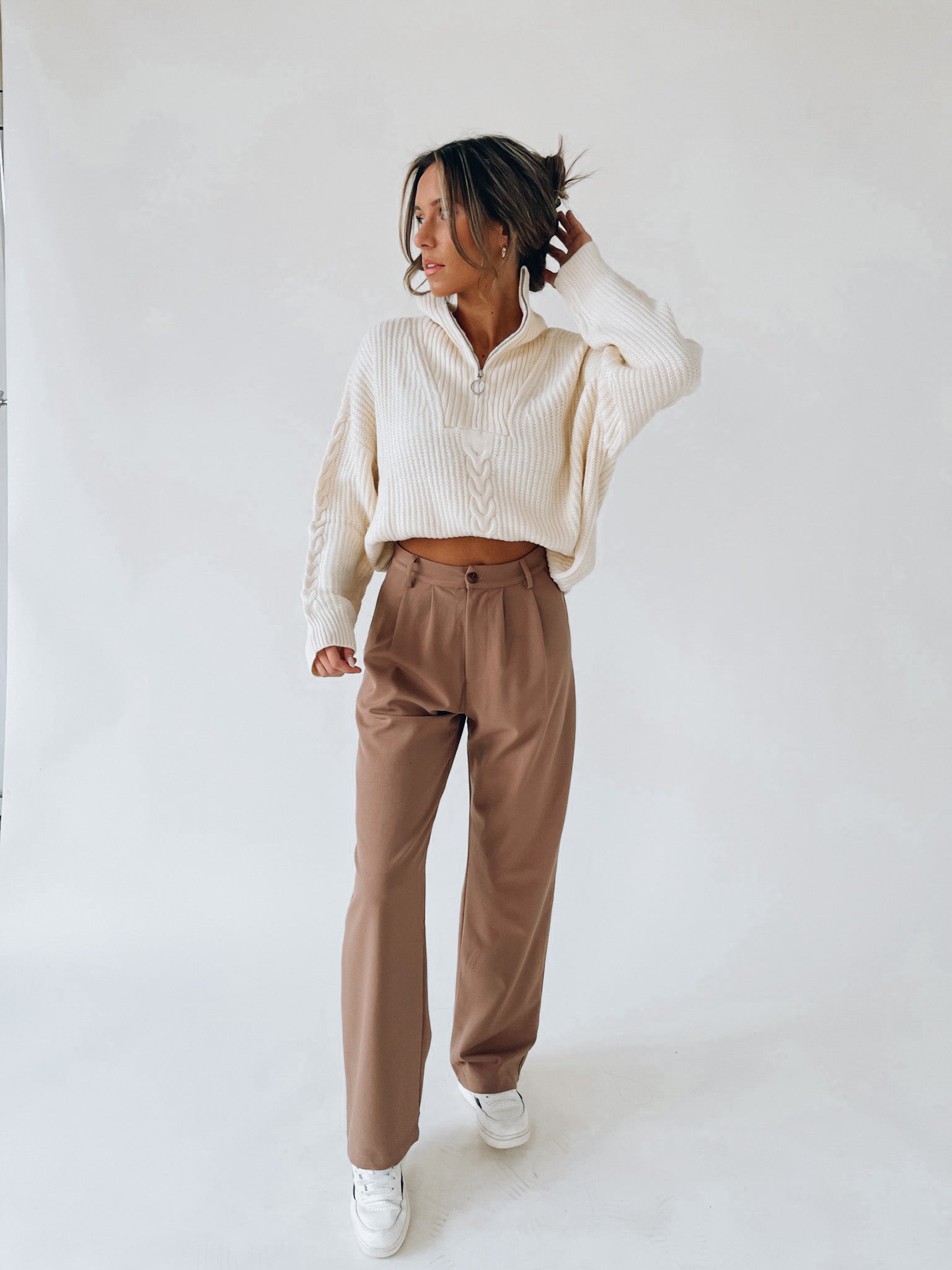 Bennett Trousers In Tan