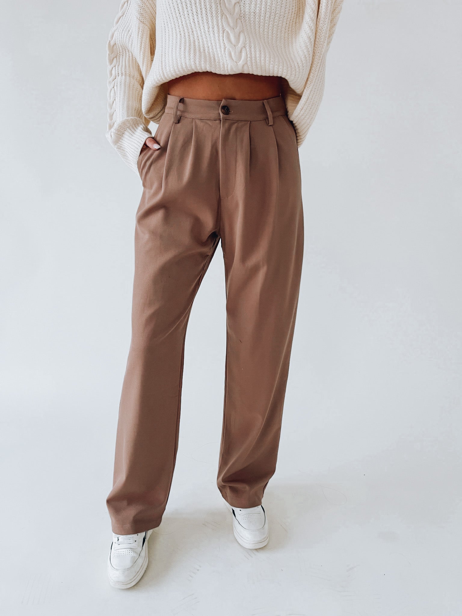 Bennett Trousers In Tan