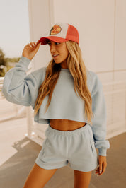Easton Lounge Sweater In Baby Blue